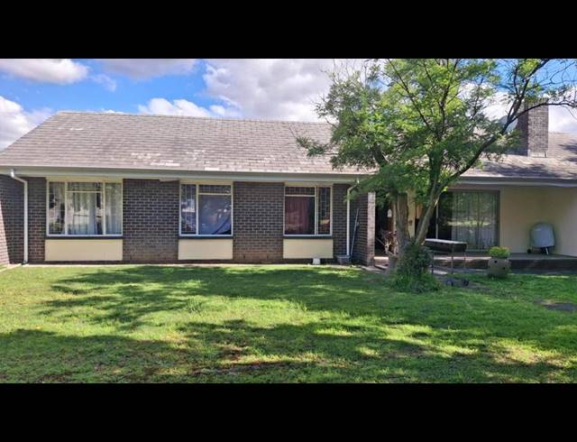 5 BEDROOM PROPERTY TO RENT IN DE KUILEN